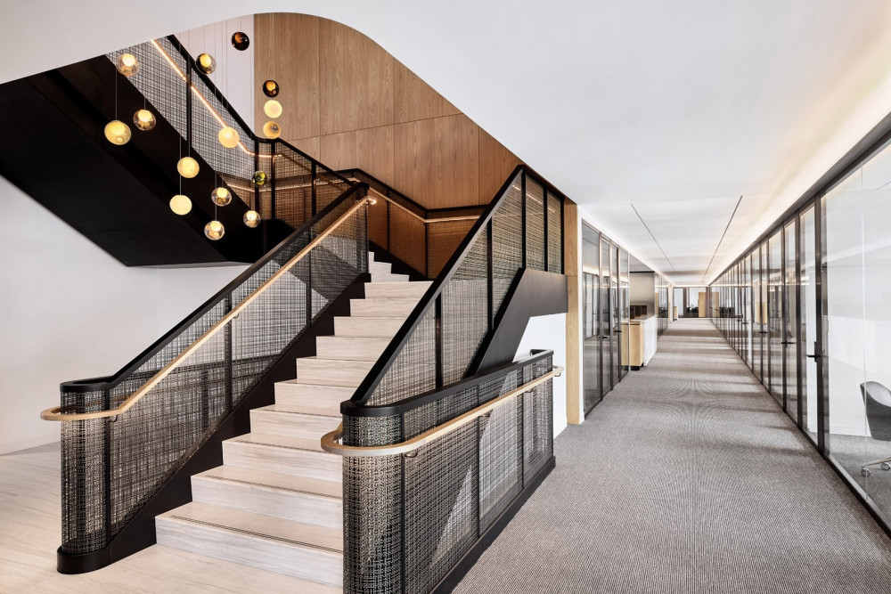 05 KRLE 0001 000 Kirkland Ellis Chicago N168
