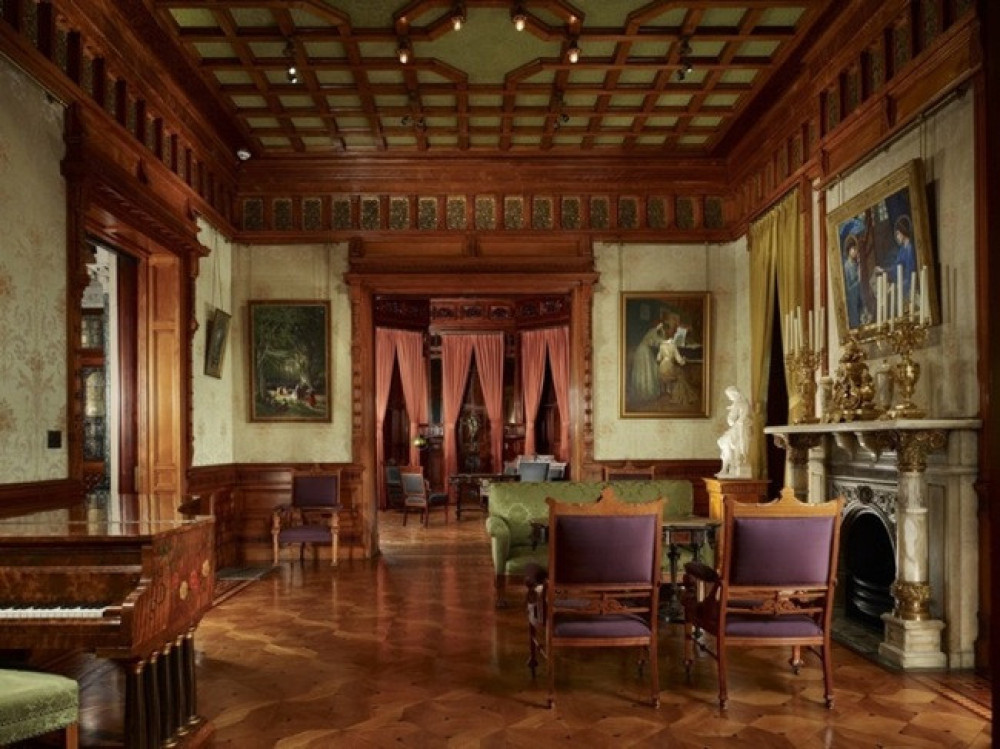 2009 02 16driehausdrawingroom