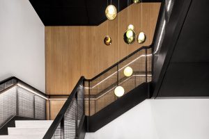 05 KRLE 0001 000 Kirkland Ellis Chicago N161