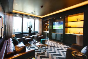 Clifford Law Lounge 8749